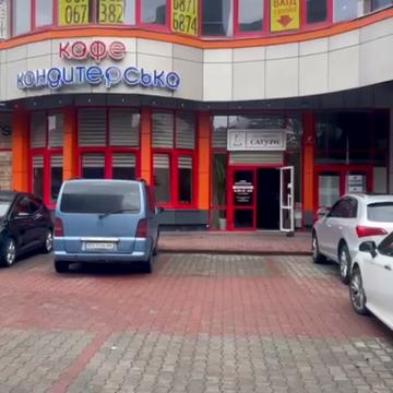 Подільська вул., 93