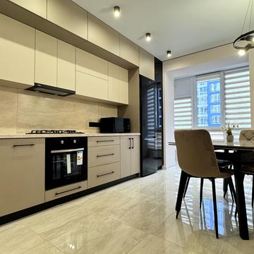 Княгинин вул., (Будинок 9)