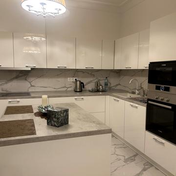 Андрія Верхогляда вул. (Михайла Драгомирова), 11