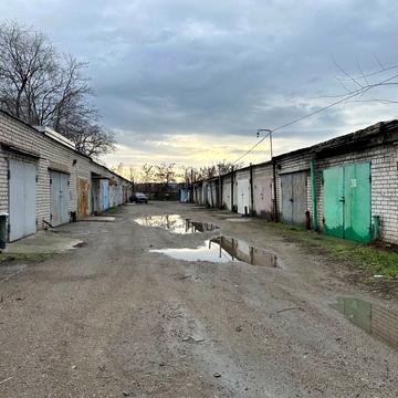 Леоніда Каденюка вул. (Космонавта Волкова), 2-в