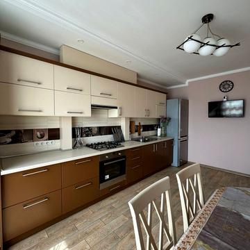 Олександра Довженка вул., 29д