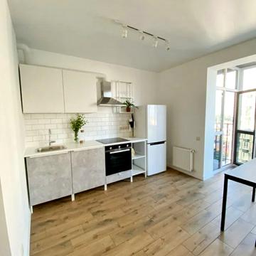 Лесі Українки вул., (Будинок 2)