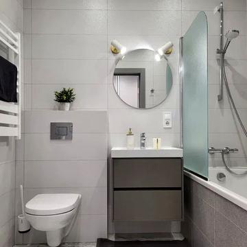 Джона Маккейна вул. (Івана Кудрі), 1-Б