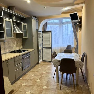 Михайла Драгана вул., 8