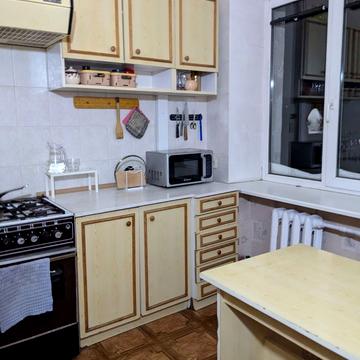 Дмитра Яворницького просп. (Карла Маркса), 100