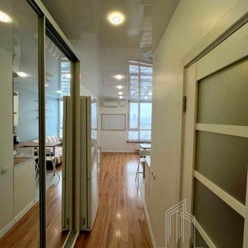 Соборності просп. (Воззєднання), 17 к2