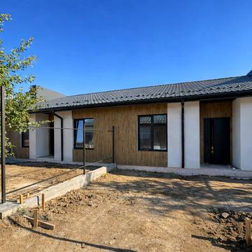 Остромирська вул.