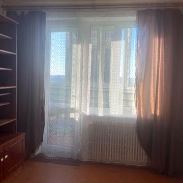 Нескорених вул., 17