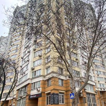 Незалежності вул., 11/1