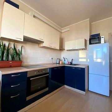 Європейського Союзу просп. (Правди), 41-Д