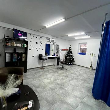 Джона Ленона вул., 37