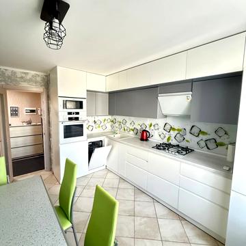 Василя Тютюнника вул. (Малишева), 32