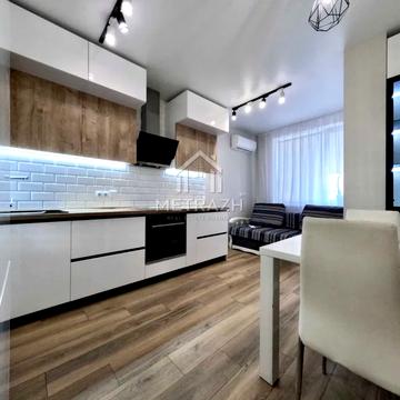 Героїв Харкова просп. (Московський), 162