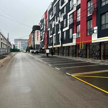 Інститутська вул., 5