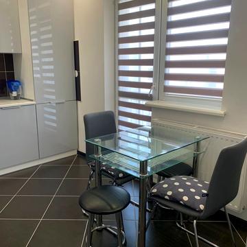 Ольги Кисілевської вул., 37