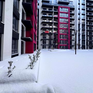 Романа Левицького вул., 4