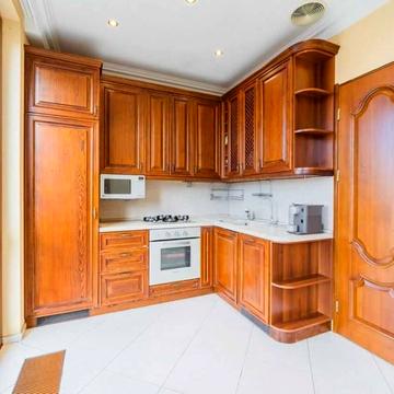 Олеся Гончара вул., 14/26