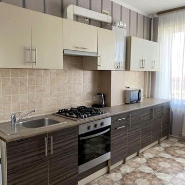 Бишівська вул., 9