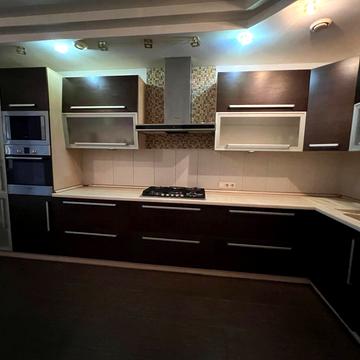 Олега Міхнюка вул. (Воїнів-Інтернаціоналістів), 41а