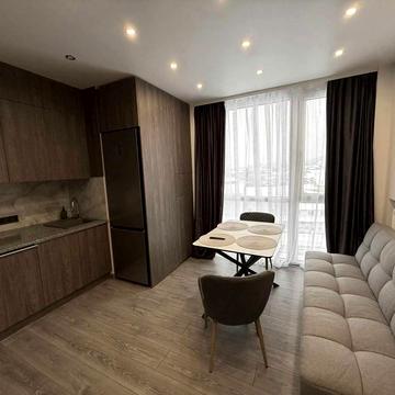 Новознесенська вул., (ЖК Вежа (будинок 1))