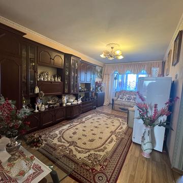 Гната Хоткевича вул., 52/1