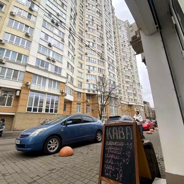 Незалежності вул., 11/5