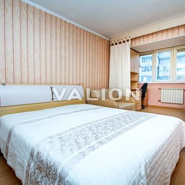 Ніжинська вул., 10