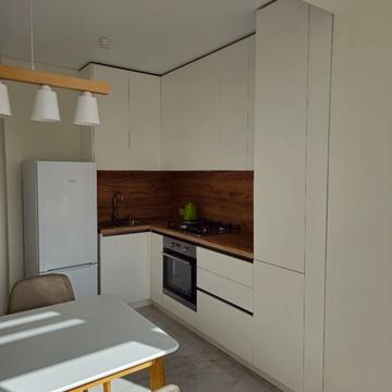 Приозерна вул., 57