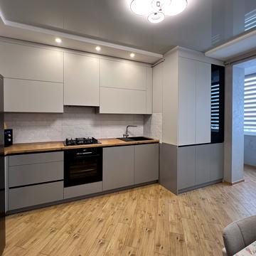 Пасічна вул., 177