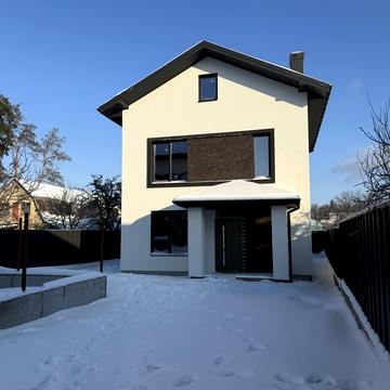 Українська вул., 44