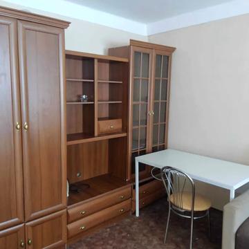 Печерський узвіз, 6