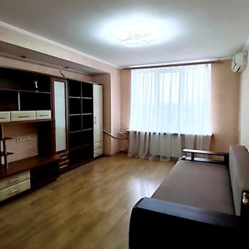 Володимира Вернадського вул. (Дзержинського), 1/3