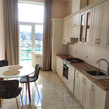 Торфяна вул., 21