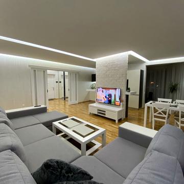 Зарічна вул., 1-Г