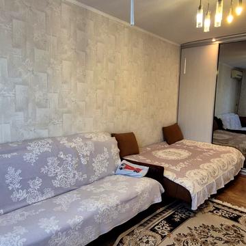 Голосіївський просп. (40-річчя Жовтня), 15-Б