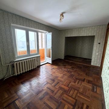 Володимира Українця вул., 18