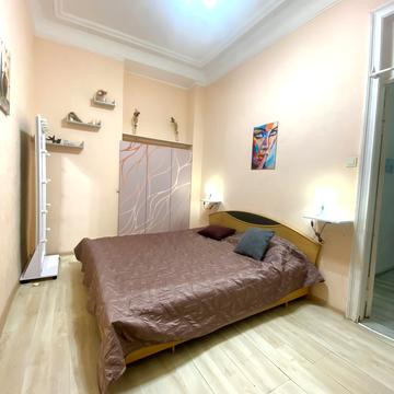 Європейська вул. (Карла Маркса), 18