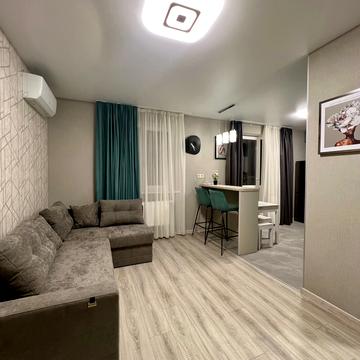 Драгоманова вул., 8