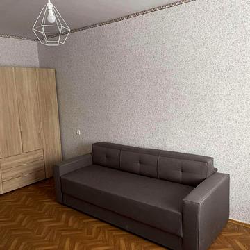 Дегтярівська вул., 11-В