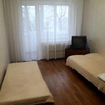 Метробудівська вул., 13