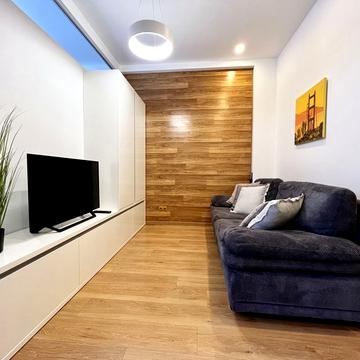 Володимира Моссаковського вул. (Клари Цеткін), 7