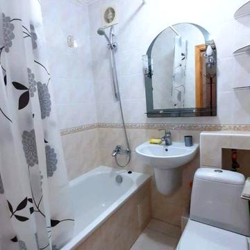 Миколи Зерова вул. (Пархоменка), 5