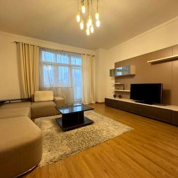 Антоновича вул. (Горького), 72