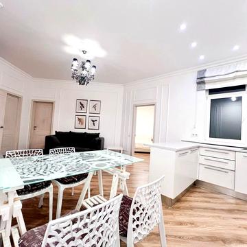 Євгена Коновальця вул. (Щорса), 44-А