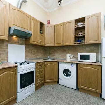 Басейна вул., 3