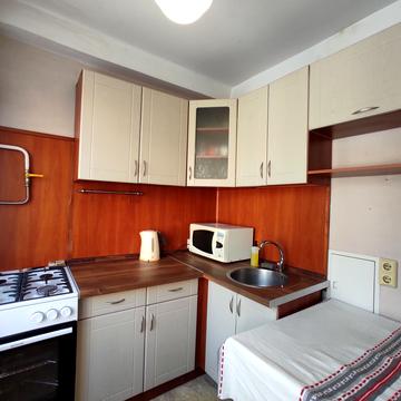 Каунаська вул., 8/2