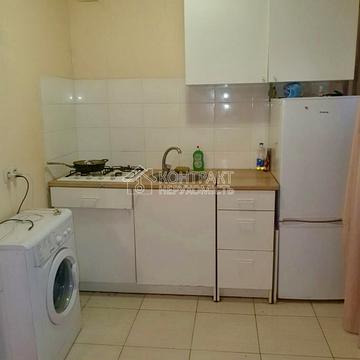 23 Серпня вул., 18