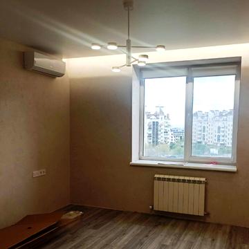 Академіка Сахарова вул., 16