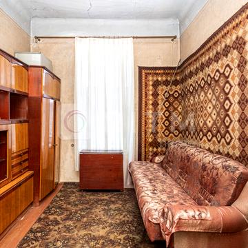 Євгена Коновальця вул., 117