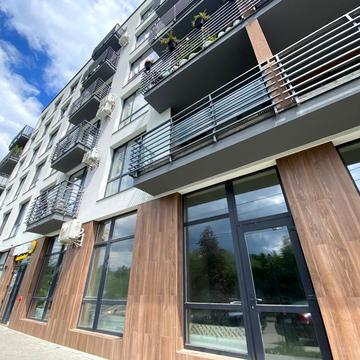 Львівська вул., 92б